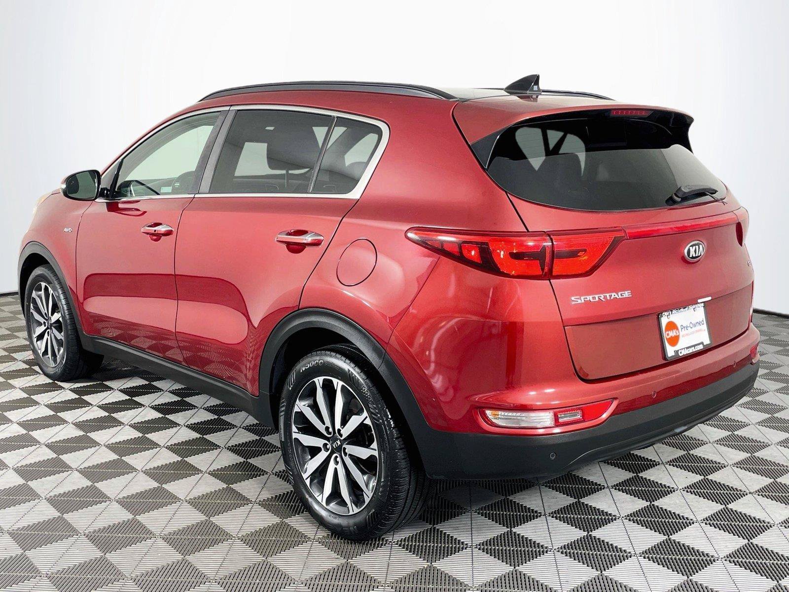 Used 2019 Kia Sportage EX w/ Option Group 040 AWD/4WD image 6