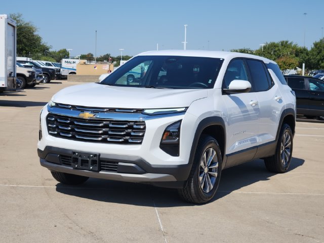Used 2026 Chevrolet Equinox LT FWD image 11