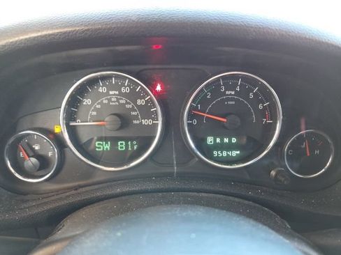 Used 2015 Jeep Wrangler Unlimited Sport w/ Dual Top Group AWD/4WD image 12