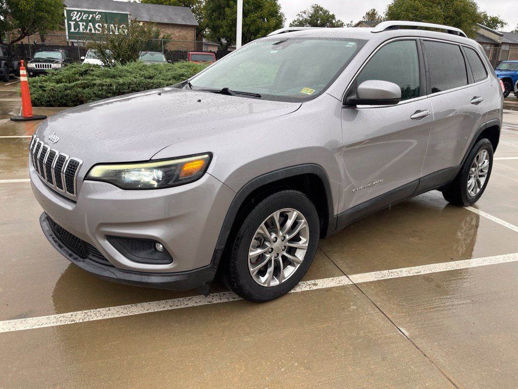 Used 2021 Jeep Cherokee Latitude Plus FWD image 1