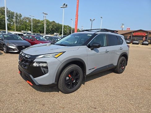 New 2026 Nissan Rogue Rock Creek image 3