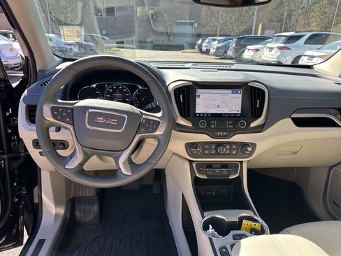 Used 2024 GMC Terrain Denali w/ Denali Premium Package image 11