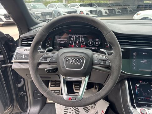 Used 2024 Audi RS Q8 AWD/4WD image 23