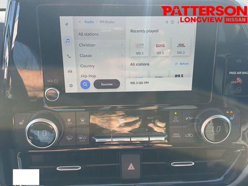 Used 2023 Toyota Highlander XLE FWD image 8