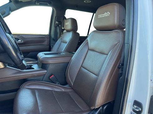 Used 2021 Chevrolet Tahoe High Country image 9