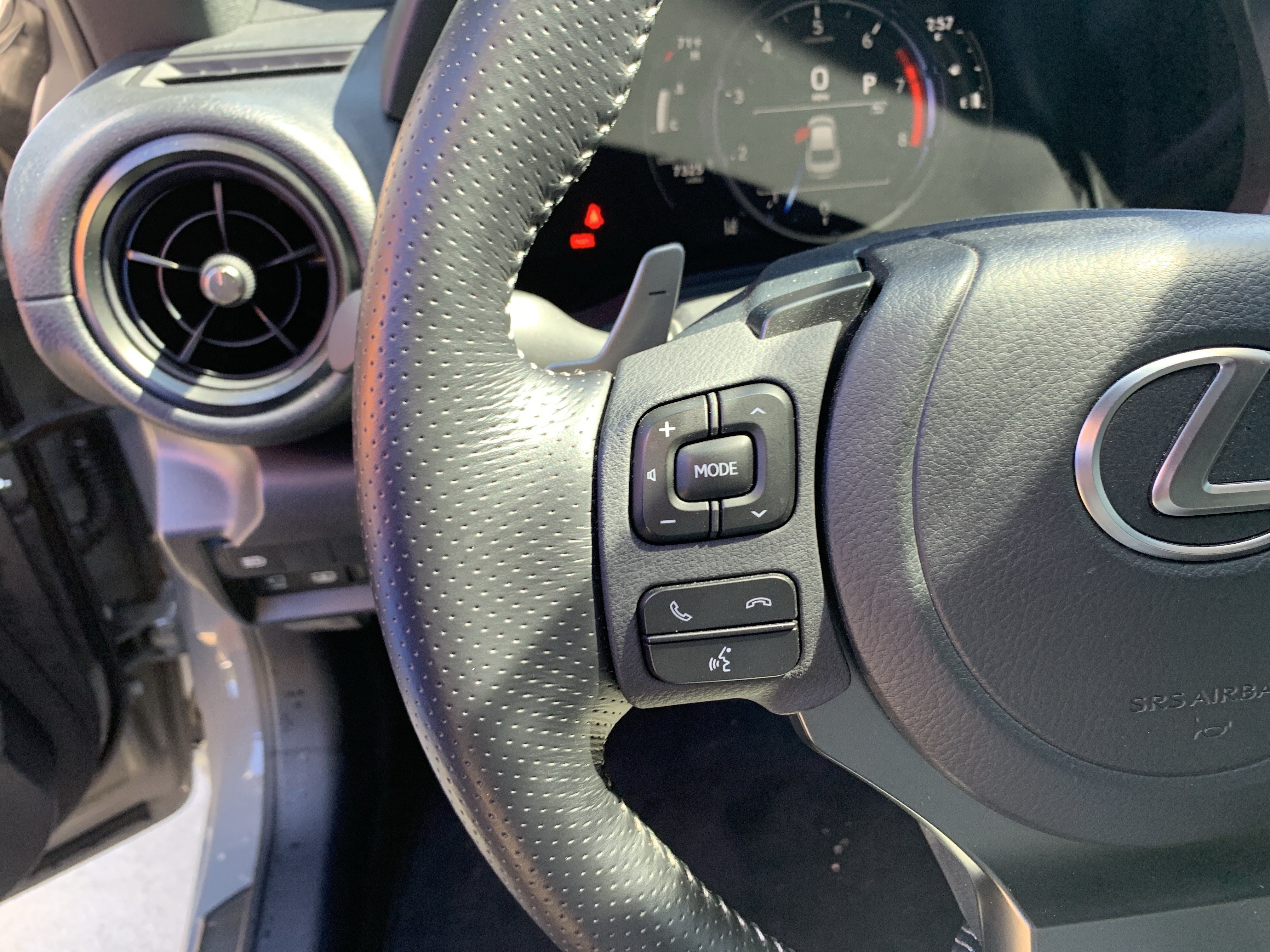 Used 2025 Lexus IS 350 F Sport RWD image 19