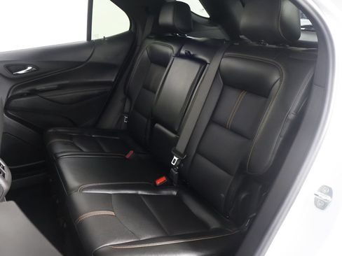 Used 2023 Chevrolet Equinox Premier FWD image 32