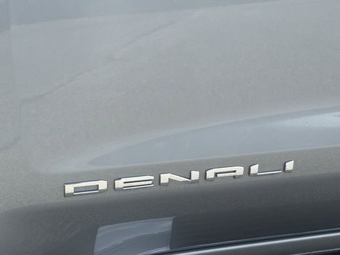 Used 2023 GMC Sierra 1500 Denali w/ Technology Package AWD/4WD image 27
