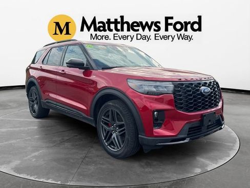 Used 2025 Ford Explorer ST-Line w/ Premium Package AWD/4WD image 8
