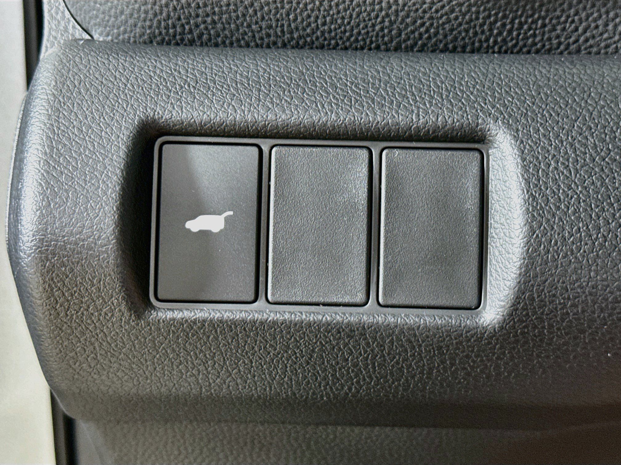 New 2026 Honda Pilot Sport image 9
