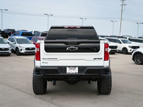 Used 2026 Chevrolet Silverado 1500 ZR2 w/ Dark Appearance Package AWD/4WD image 10