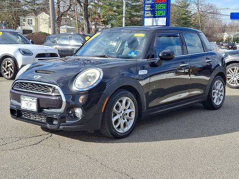 Used 2017 MINI Cooper S image 3