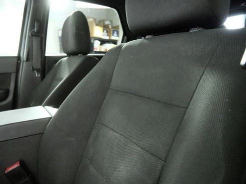Used 2009 Ford Escape XLT FWD image 18