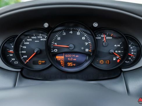 Used 2002 Porsche 911 Targa image 9