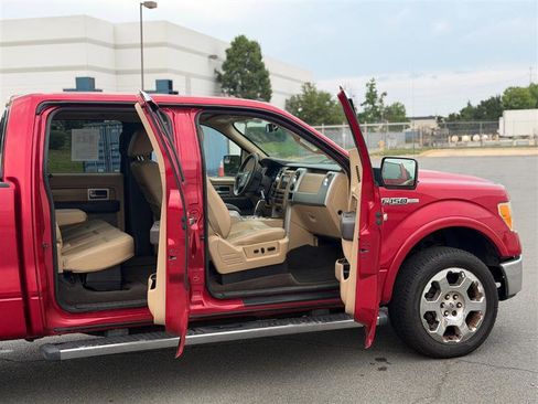 Used 2011 Ford F150 Lariat w/ Lariat Chrome Pkg AWD/4WD image 18