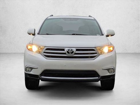 Used 2012 Toyota Highlander Limited image 2