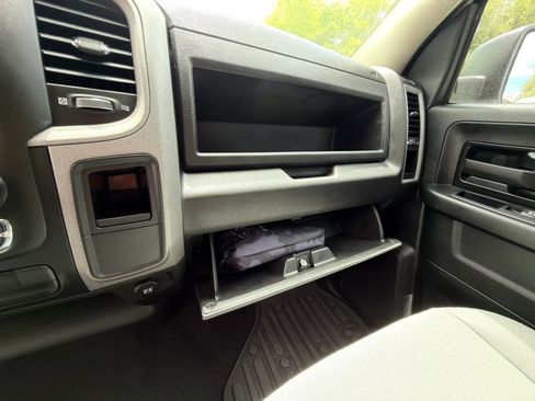 Used 2023 RAM 1500 Tradesman w/ Tradesman SXT Package AWD/4WD image 33