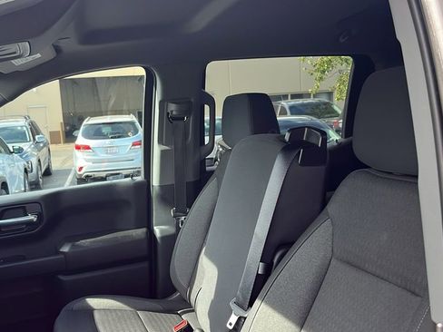 Used 2023 Chevrolet Silverado 1500 Custom image 9