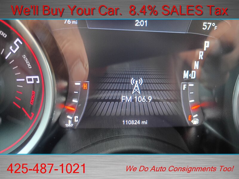 Used 2019 Dodge Challenger SXT RWD image 14