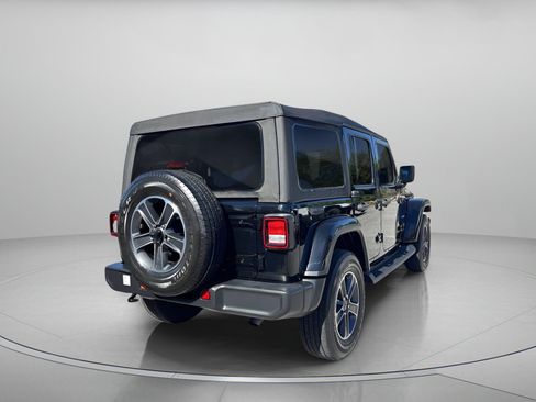 Used 2023 Jeep Wrangler Sahara image 3