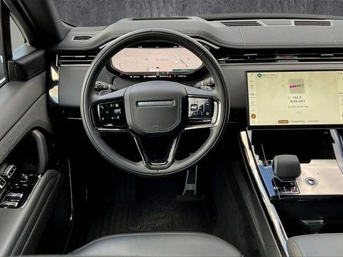 Used 2025 Land Rover Range Rover Sport Dynamic SE image 8