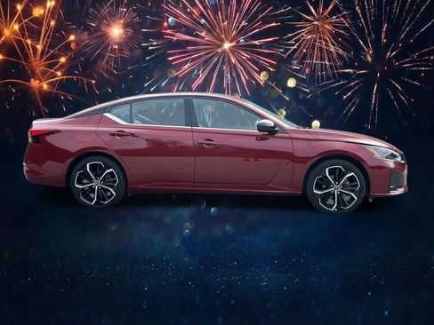 Used 2025 Nissan Altima 2.5 SR FWD image 24
