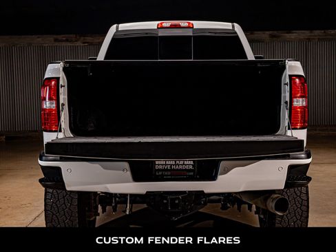 Used 2017 GMC Sierra 2500 Denali w/ Duramax Plus Package image 8