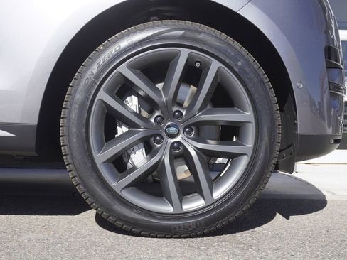 New 2025 Land Rover Range Rover Sport SE image 35