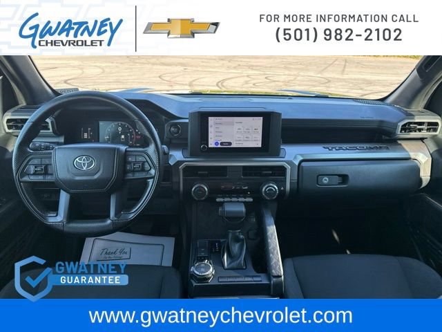 Used 2024 Toyota Tacoma SR5 AWD/4WD image 23