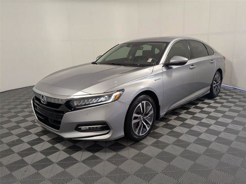 Used 2020 Honda Accord Touring image 1