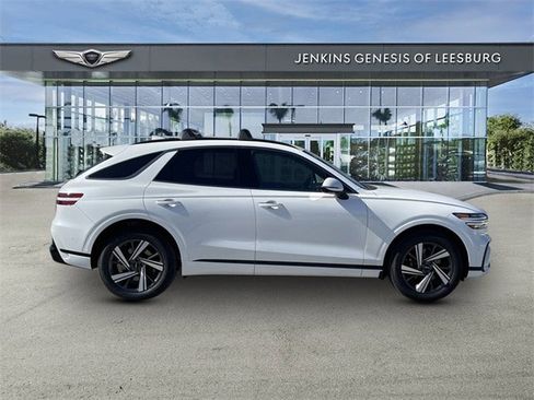 New 2026 Genesis GV70 3.5T Sport Advanced image 2