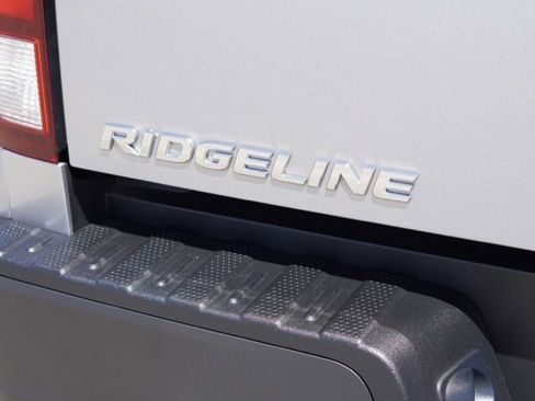 Used 2023 Honda Ridgeline RTL-E image 10