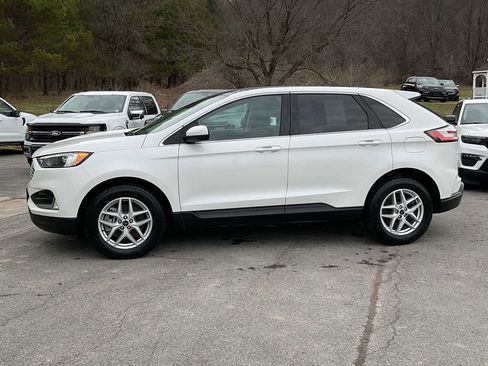 Used 2023 Ford Edge SEL w/ Convenience Package image 5