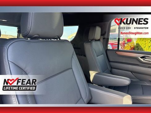 Used 2025 GMC Yukon XL Denali image 48