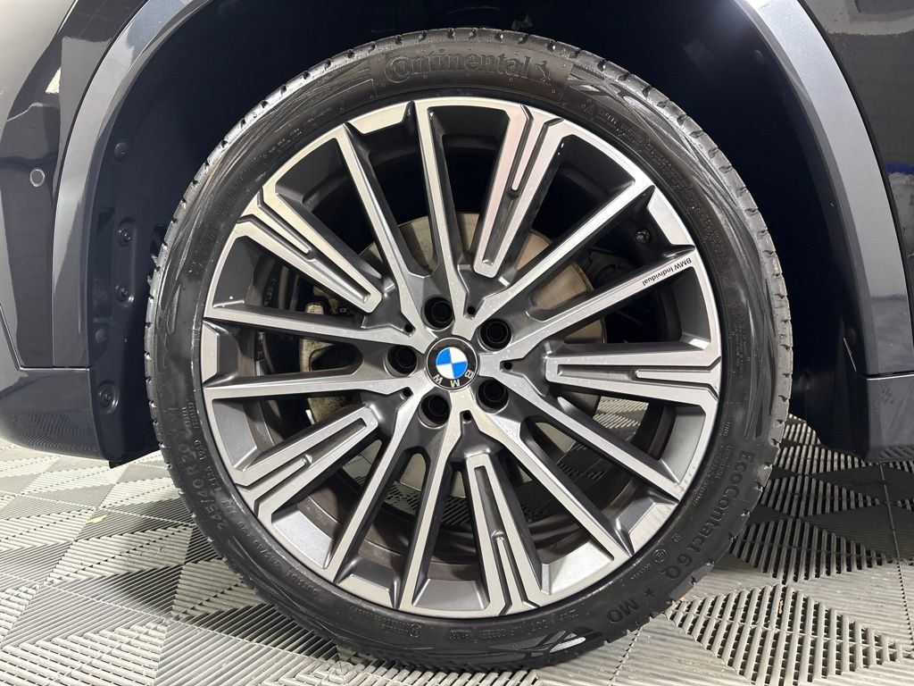 Certified 2025 BMW X1 xDrive28i w/ Convenience Package AWD/4WD image 8
