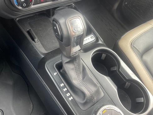 Used 2025 Ford Bronco Big Bend image 24