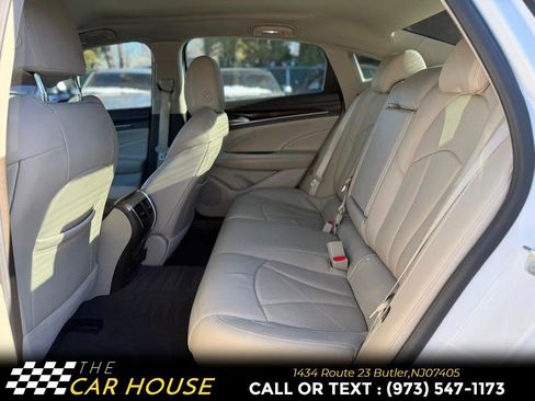 Used 2017 Buick LaCrosse Premium image 16