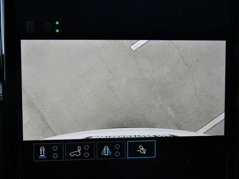 Used 2024 GMC Acadia Elevation image 27