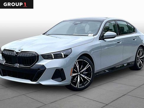 New 2026 BMW 530i xDrive w/ M Sport Package AWD/4WD image 1