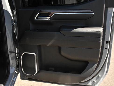 Used 2024 Chevrolet Silverado 1500 RST w/ Convenience Package II image 41