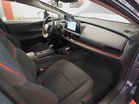 Certified 2024 Toyota Prius Prime SE image 32