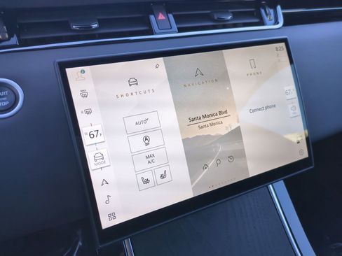 Used 2025 Land Rover Range Rover Evoque S image 19