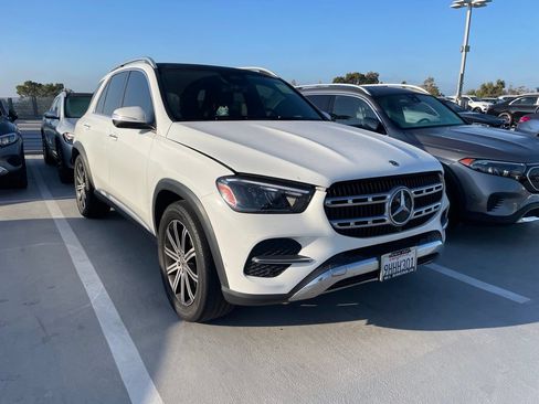 Used 2024 Mercedes-Benz GLE 350 4MATIC image 2