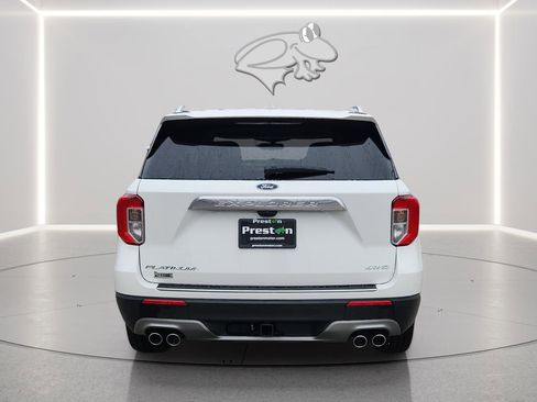 Certified 2023 Ford Explorer Platinum w/ Technology Package image 4