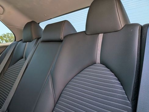 Used 2023 Toyota Camry SE image 16
