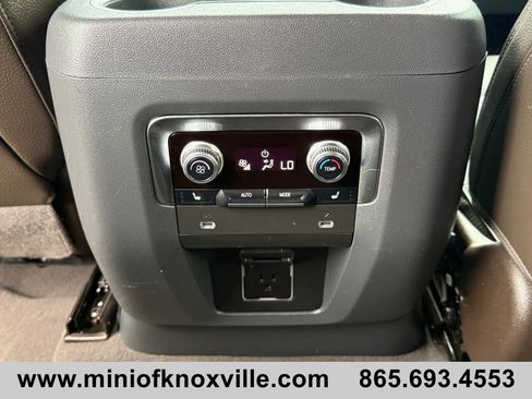 Used 2022 GMC Yukon Denali w/ Max Trailering Package AWD/4WD image 24