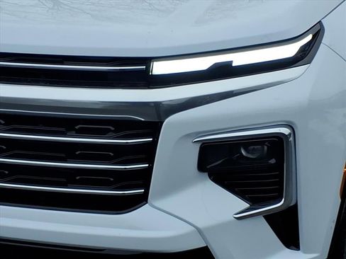 New 2026 Chevrolet Traverse High Country image 8