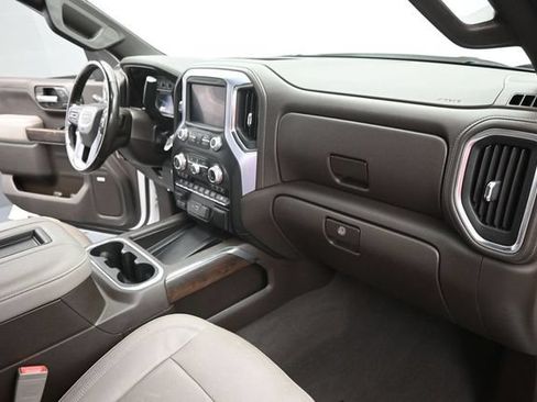 Used 2019 GMC Sierra 1500 SLT RWD image 23