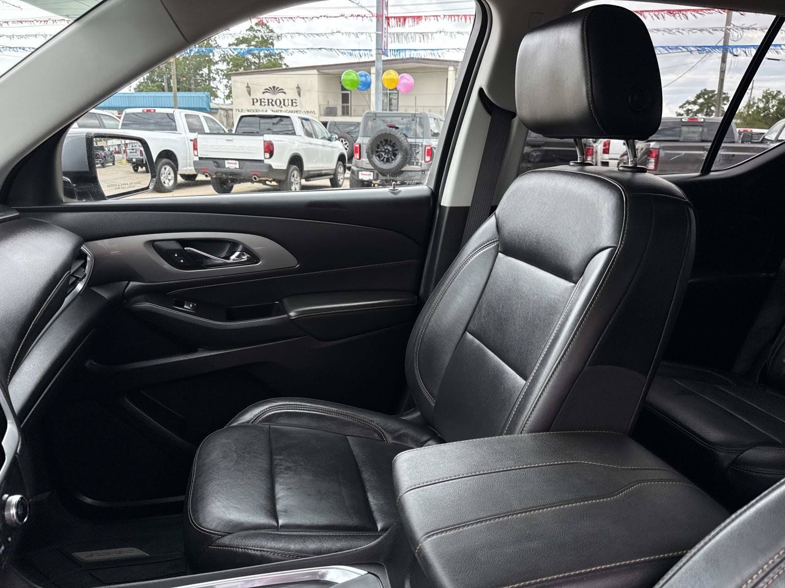 Used 2019 Chevrolet Traverse LT w/ LPO, Floor Liner Package FWD image 15