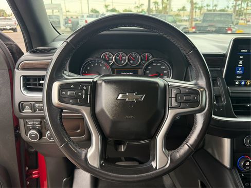 Used 2021 Chevrolet Suburban Z71 AWD/4WD image 11